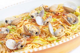 ①キャベツとアサリのパスタ